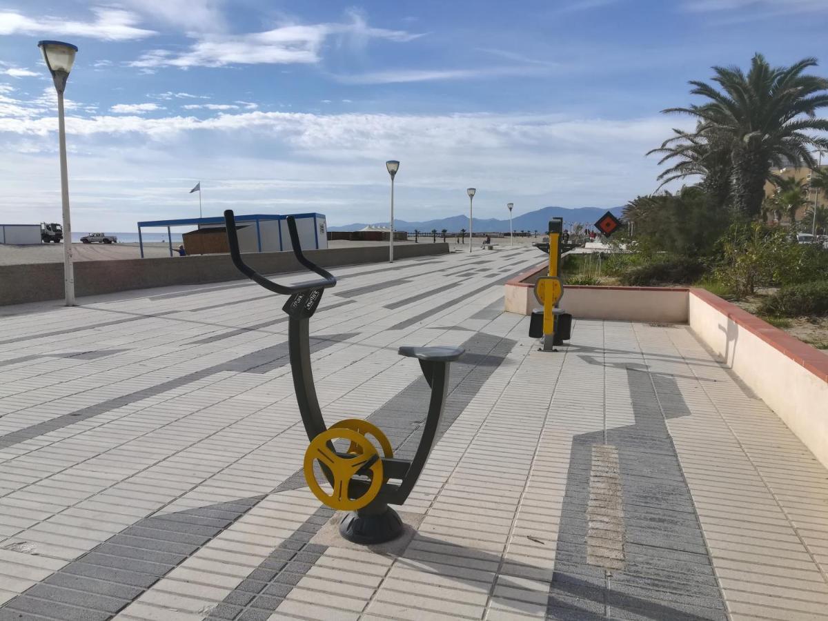 Agreable Studio 50M De La Plage Canet-en-Roussillon Zewnętrze zdjęcie